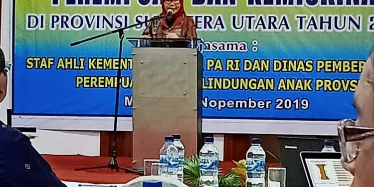 Diskusi Tematik Perempuan dan Kemiskinan Kemenpppa di Medan