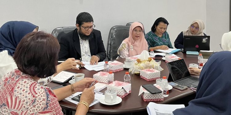 RAPAT PENJAJAKAN KERJASAMA PERGURUAN TINGGI DENGAN DINAS PEMBERDAYAAN PEREMPUAN DAN PERLINDUNGAN ANAK DAN KELUARGA BERENCANA KABUPATEN DELI SERDANG